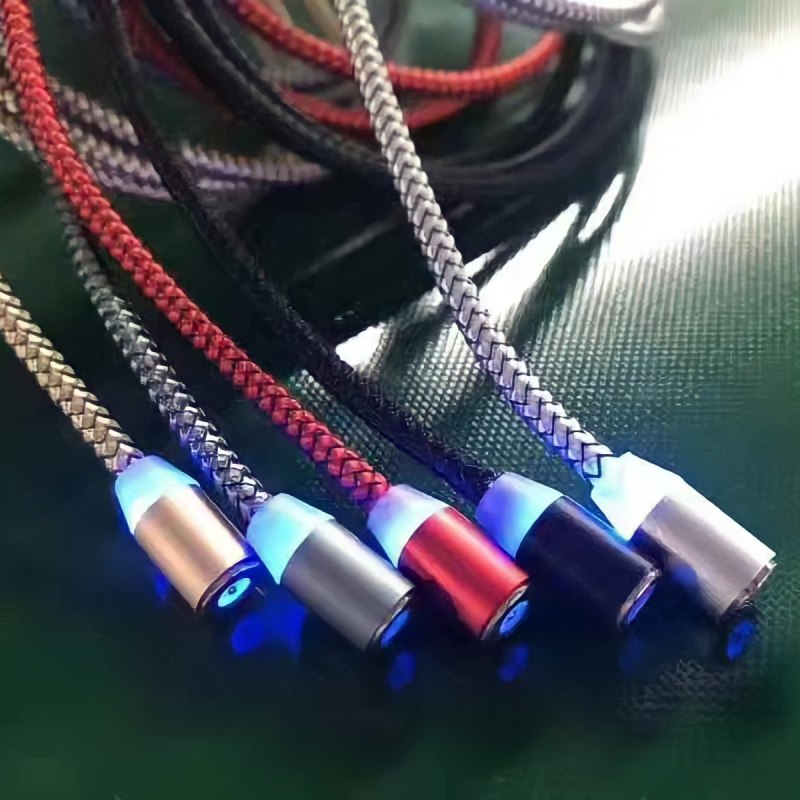 کابل تبدیل مغناطیسی USB به Lighting/ MicroUSB / USB -C مدل XB360 طول 1 متر