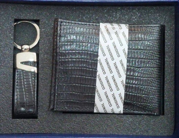 ست جاکارتی و جاسوییچی چرم طبیعی