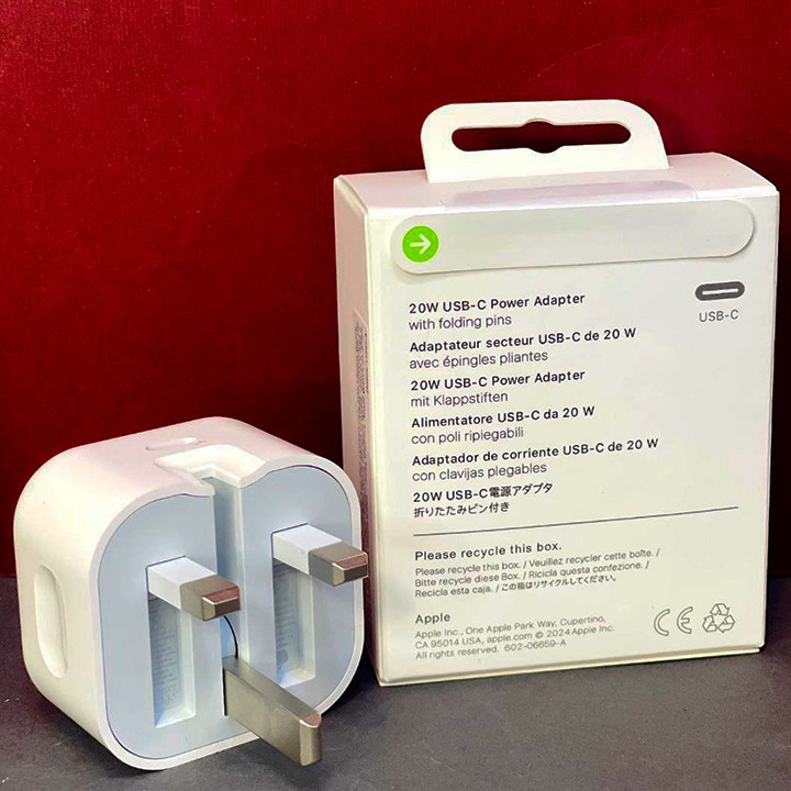 کلگی شارژ اورجینال آیفون B/A توان 20W – با ۱6 ماه گارانتی تعویض